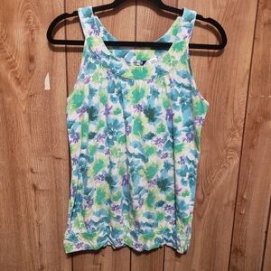 Willow Bay Watercolor Style Floral Top Med Sleeveless Knit Coastal Grandma